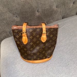 Louis Vuitton Arm bag